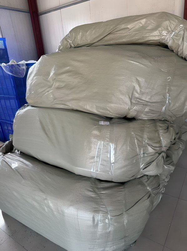 Secure container loading for Suzuki auto parts shipping to Africa